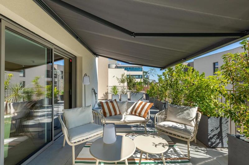 Appartement - 82 m² - 3 pièces