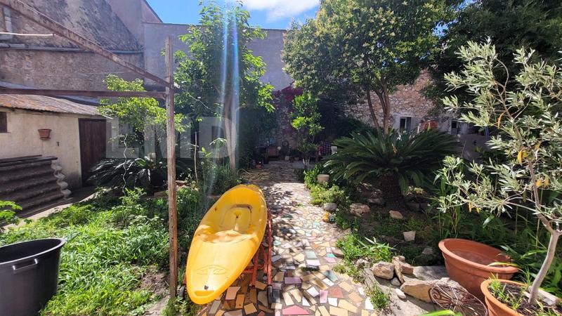 Maison de ville - 200 m² - 9 pièces