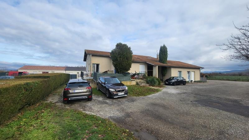 Appartement - 82 m² - 4 pièces