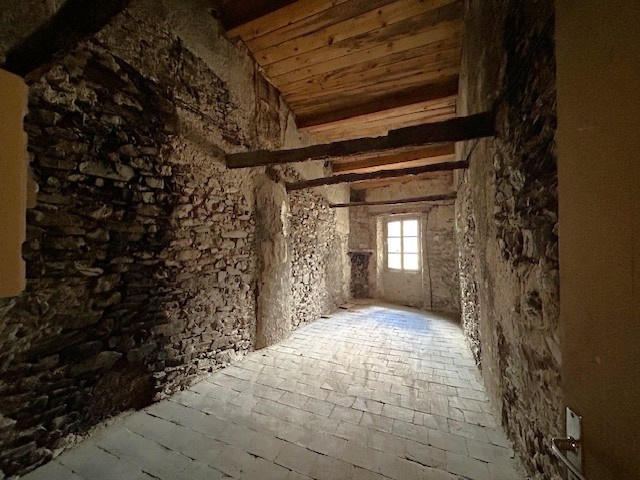 Maison - 97 m² - 5 pièces