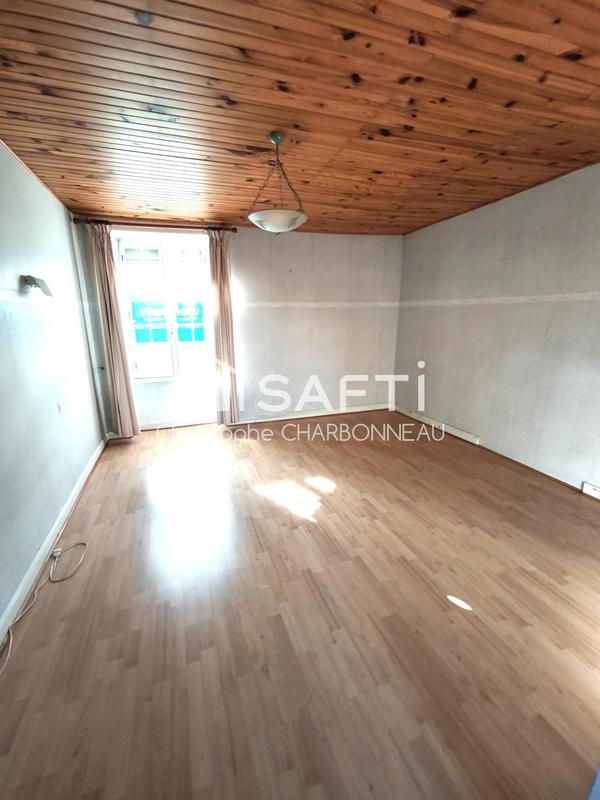 Maison - 195 m² - 6 pièces