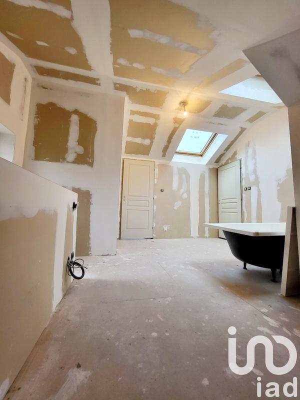 Appartement - 85 m² - 3 pièces