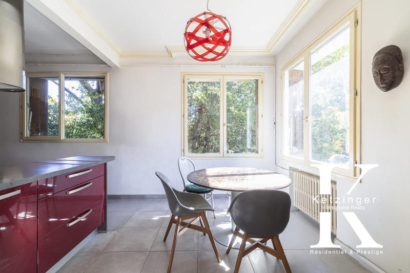 Appartement - 126 m² - 6 pièces