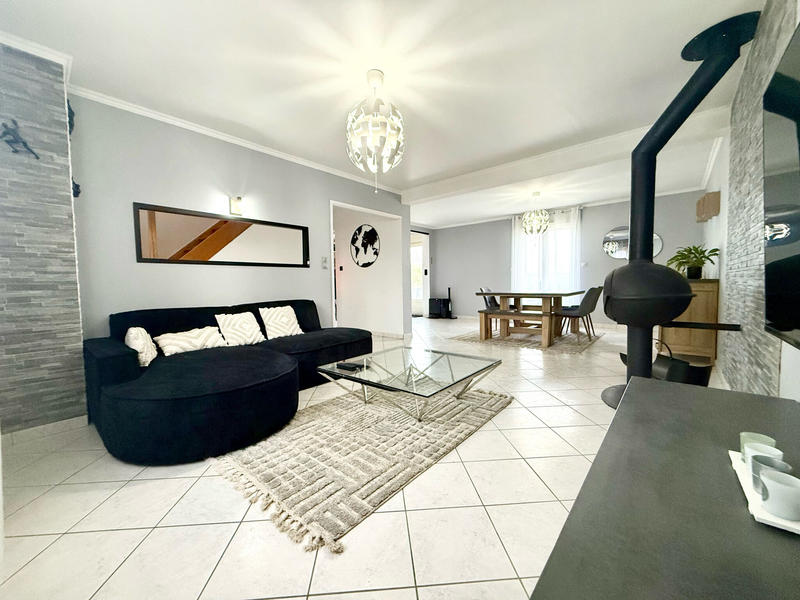 Maison - 108 m² - 4 pièces