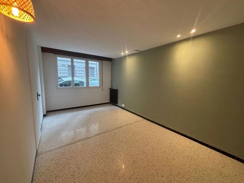 Bureau - 56 m² - 4 pièces