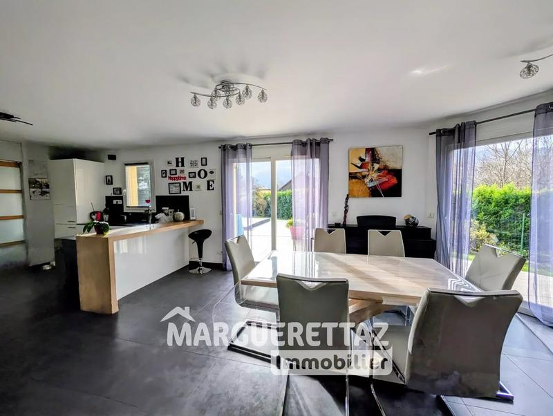 Maison - 125 m² - 5 pièces