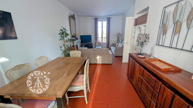 Appartement - 127 m² - 5 pièces