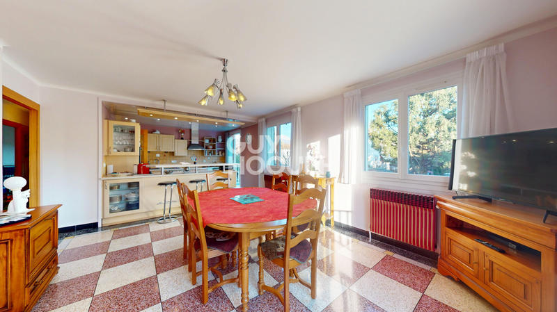 Maison - 134 m² - 6 pièces