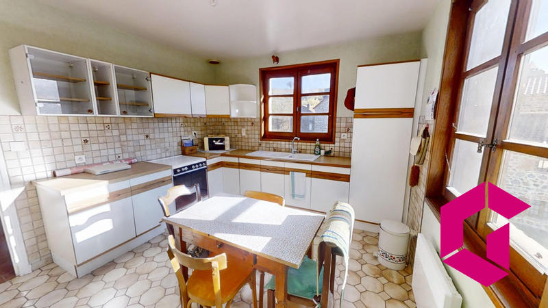 Maison - 85 m² - 3 pièces