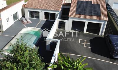 Maison - 145 m² - 6 pièces