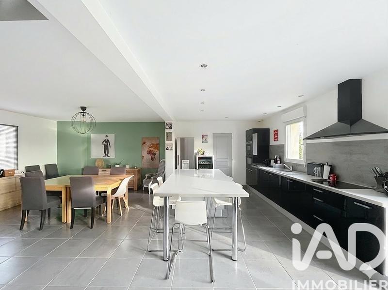 Maison - 168 m² - 5 pièces