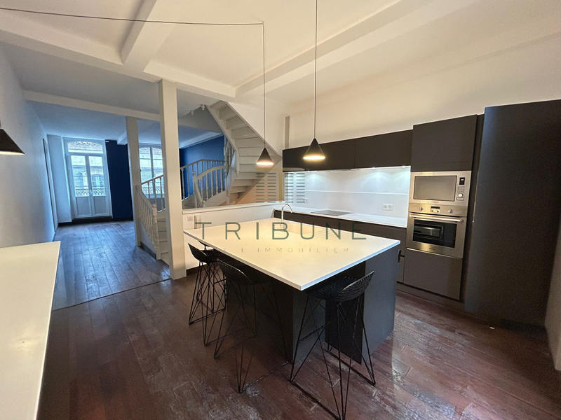 Maison - 141 m² - 6 pièces