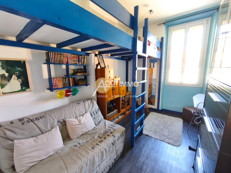 Maison - 140 m² - 7 pièces