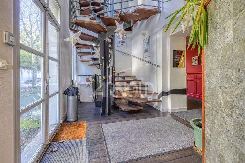 Bureau - 500 m² - 17 pièces