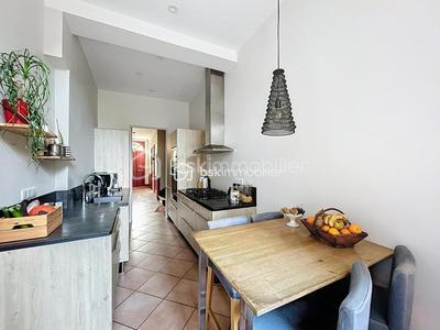 Maison ancienne - 244 m² - 9 pièces