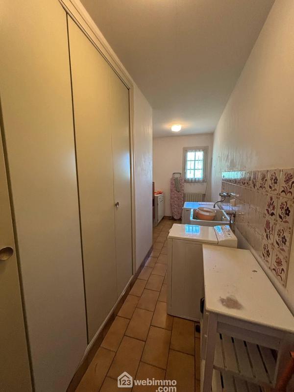 Maison - 181 m² - 7 pièces