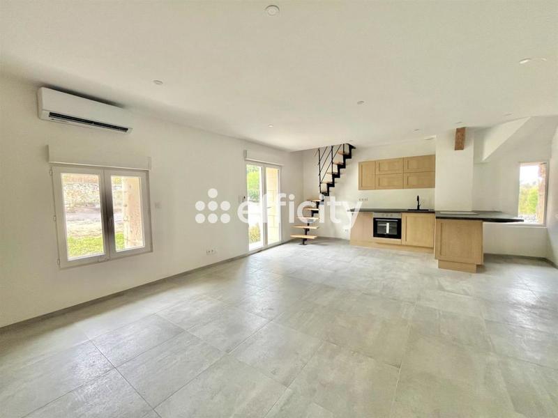 Maison - 80 m² - 4 pièces