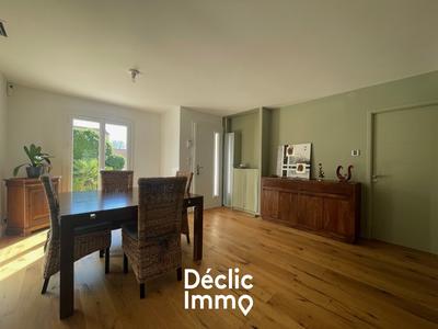 Maison - 114 m² - 5 pièces