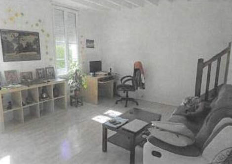 Maison - 230 m² - 8 pièces