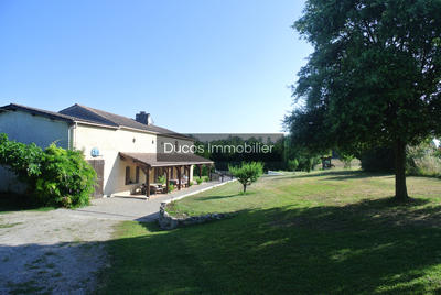 Maison - 161 m² - 5 pièces