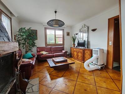 Maison - 143 m² - 6 pièces