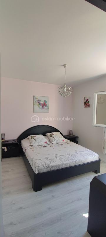 Demeure - 160 m² - 5 pièces