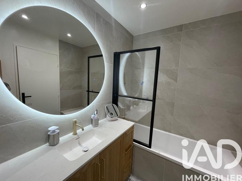 Appartement - 84 m² - 4 pièces