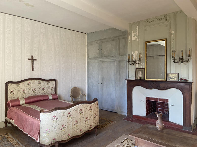 Maison - 623 m² - 22 pièces