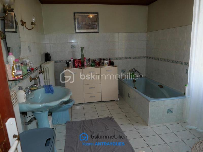 Maison de village - 134 m² - 6 pièces