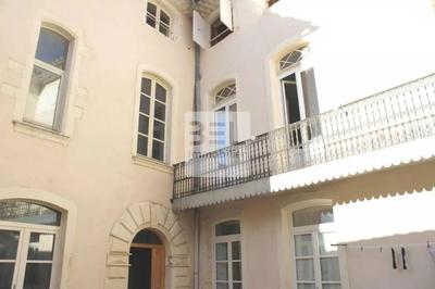 Hôtel particulier - 365 m² - 19 pièces