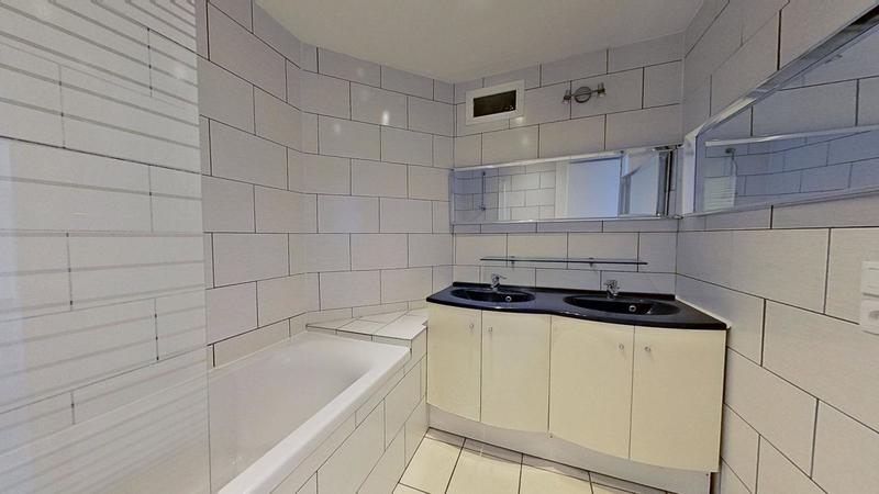 Appartement - 57 m² - 3 pièces