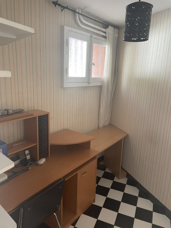 Maison - 250 m² - 6 pièces