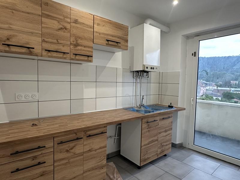 Appartement - 75 m² - 3 pièces