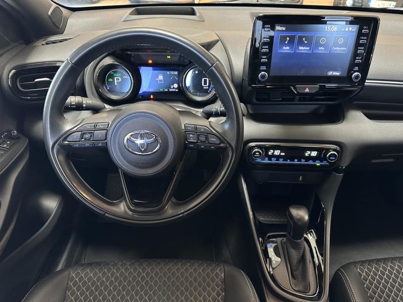 Toyota Yaris Hybride 116ch Collection - Parfait état Attelage Pneus neufs