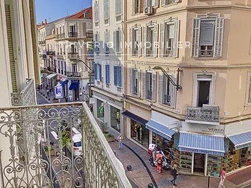 Appartement - 49 m² - 2 pièces