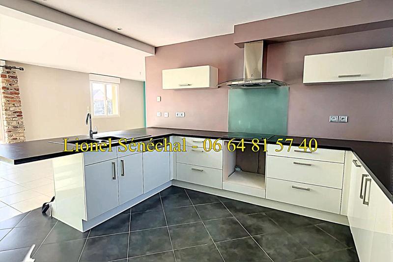 Maison - 150 m² - 8 pièces