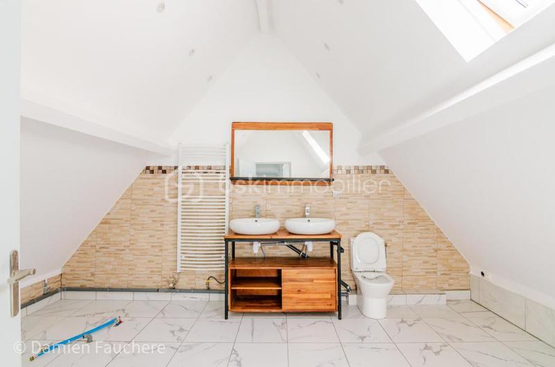 Demeure - 310 m² - 10 pièces