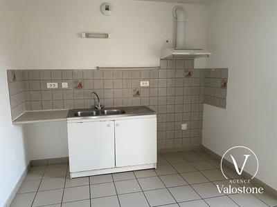 Appartement - 100 m² - 4 pièces