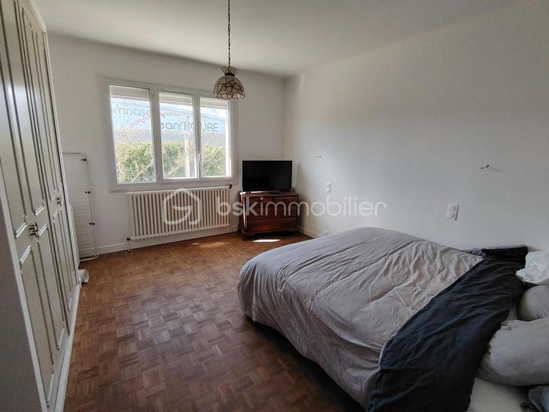 Maison - 170 m² - 5 pièces