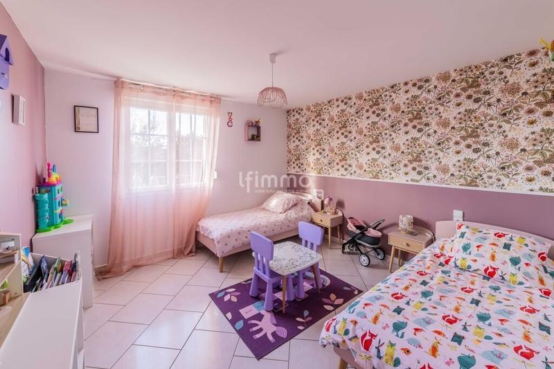 Maison - 145 m² - 5 pièces