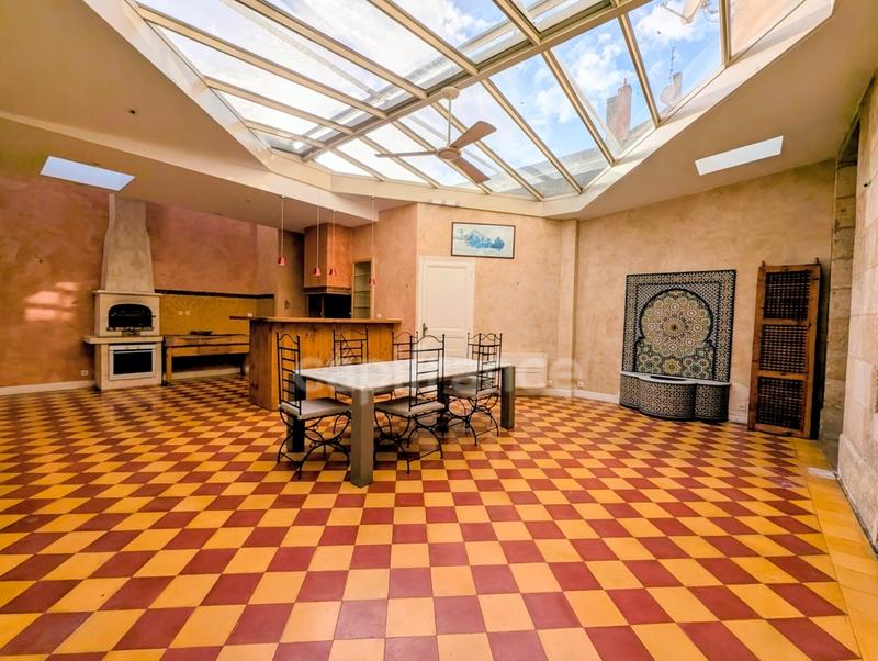 Appartement bourgeois - 148 m² - 4 pièces