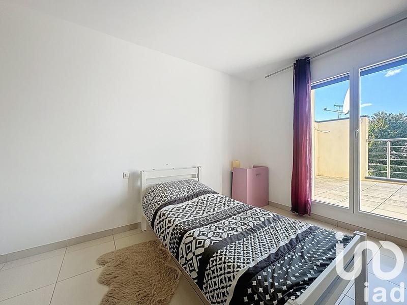 Maison - 212 m² - 9 pièces