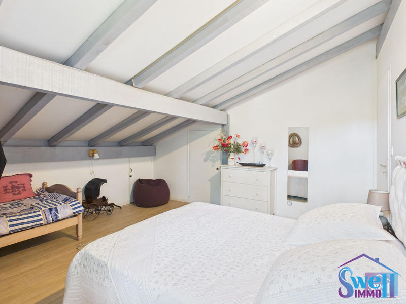 Maison traditionnelle - 140 m² - 6 pièces