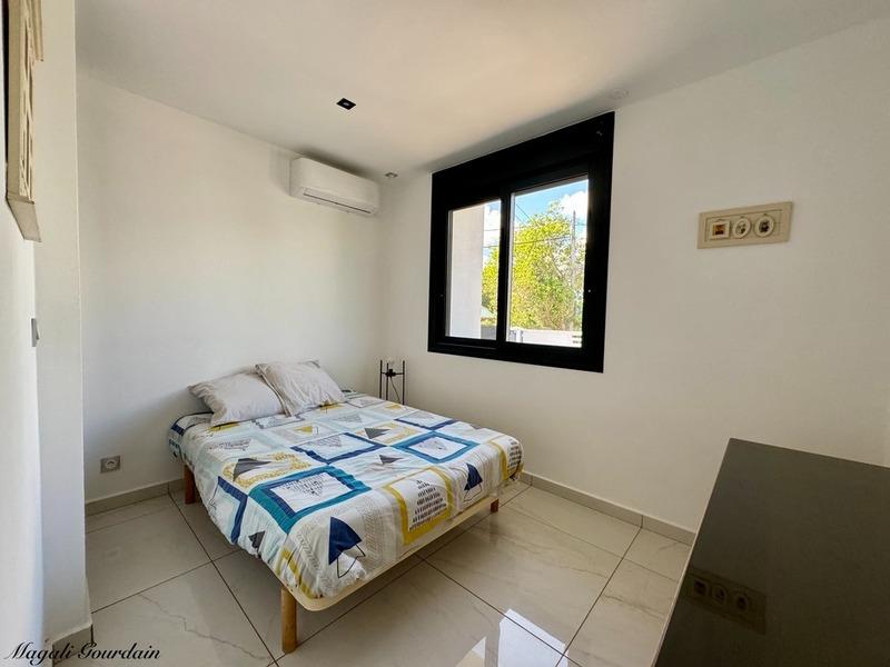 Propriété - 180 m² - 6 pièces