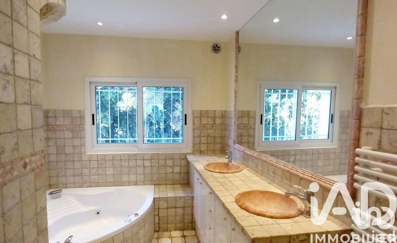 Maison de maîtres - 215 m² - 5 pièces