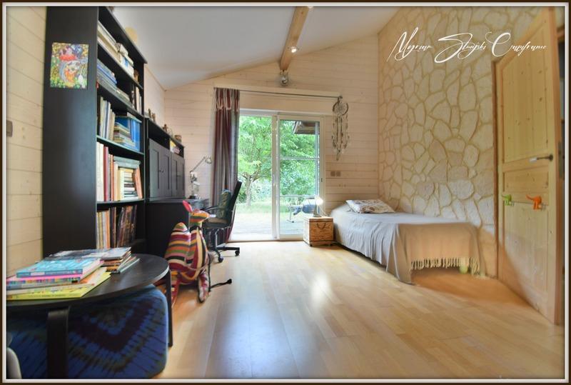 Propriété - 240 m² - 5 pièces