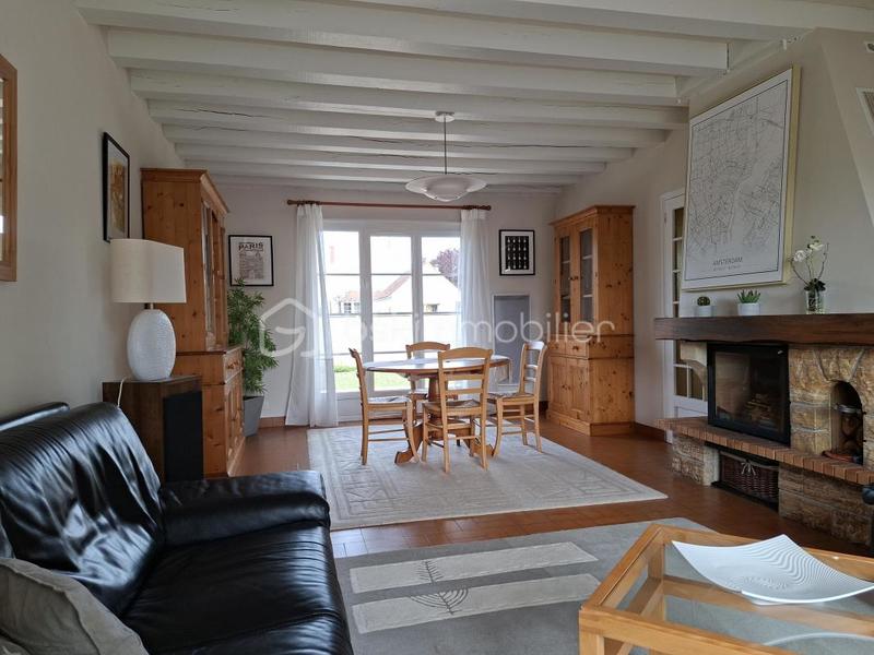 Maison traditionnelle - 128 m² - 6 pièces