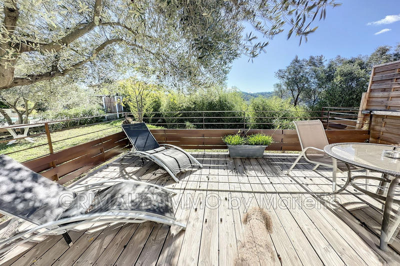 Maison - 320 m² - 13 pièces