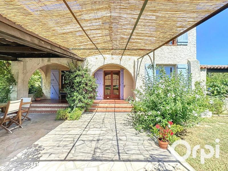 Maison - 131 m² - 5 pièces