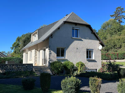 Maison - 141 m² - 5 pièces